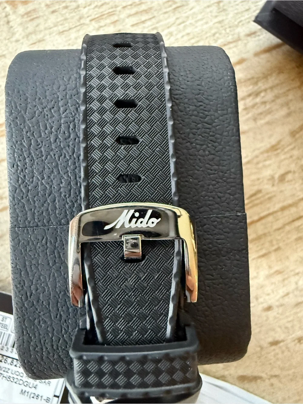 Mido Ocean Star Decompression Worldtimer with two straps.  New without tags!